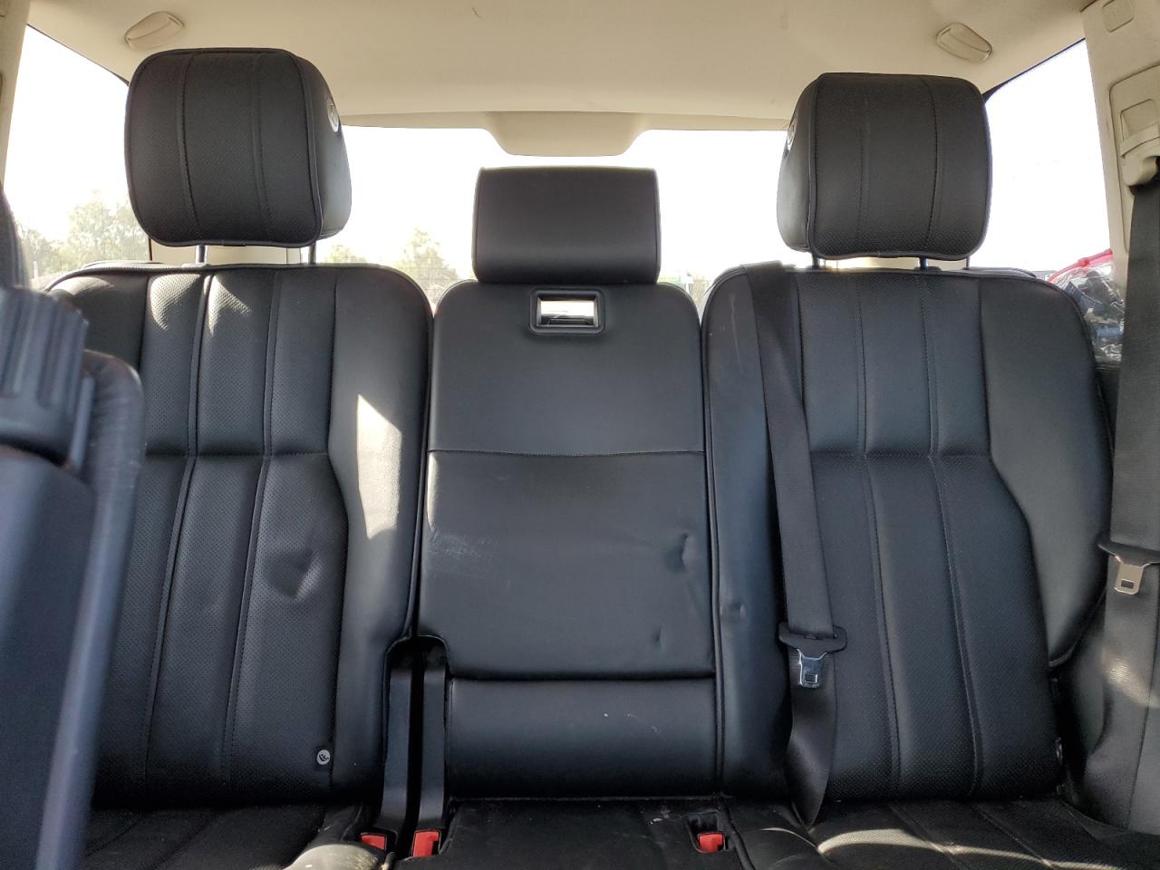 2011 Land Rover Range Rover Hse Luxury VIN: SALMF1D42BA347810 Lot: 85553215