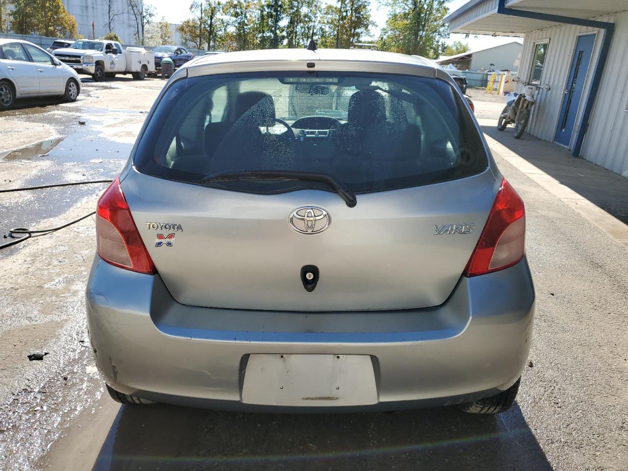2007 Toyota Yaris VIN: JTDJT923275085685 Lot: 84757795