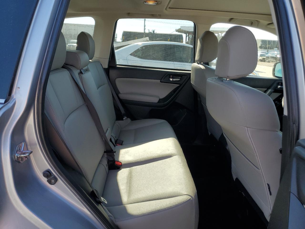 2015 Subaru Forester 2.5I Limited VIN: JF2SJAHC1FH827608 Lot: 85523285