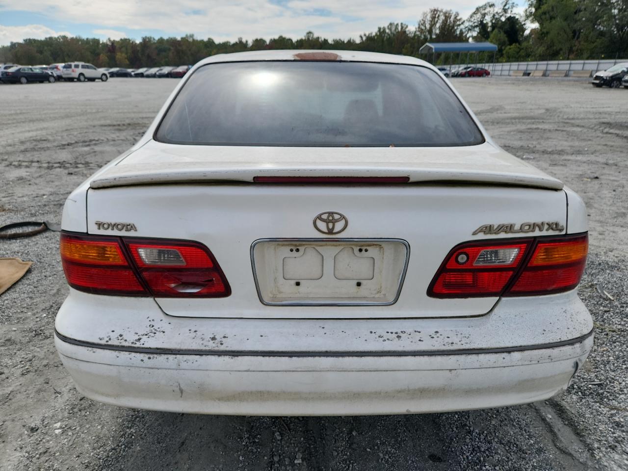 1999 Toyota Avalon Xl VIN: 4T1BF18B9XU300329 Lot: 85675115