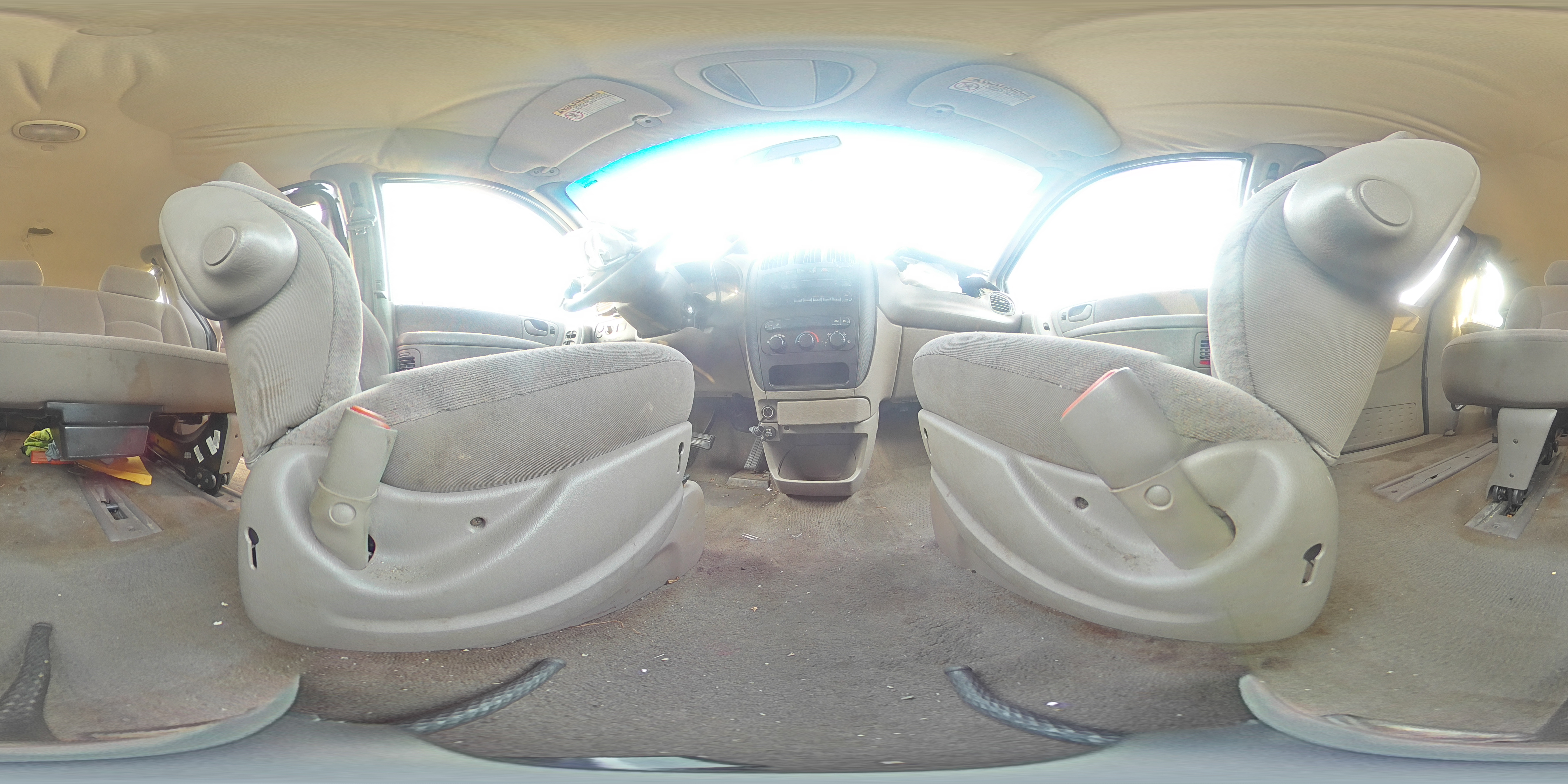 2001 Dodge Caravan VIN: 1B4GP45331B144682 Lot: 82425825