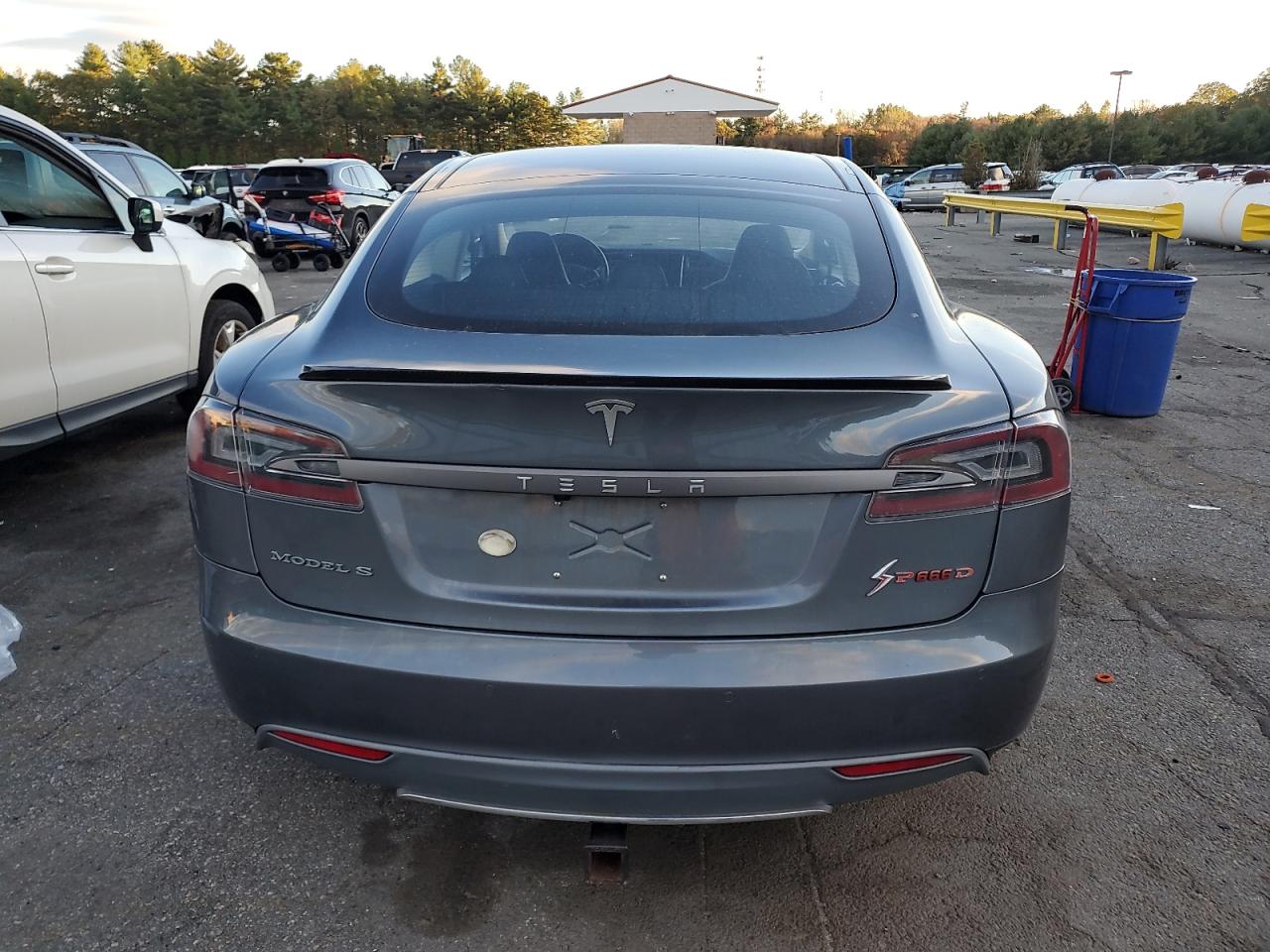 2014 Tesla Model S VIN: 5YJSA1S12EFP45455 Lot: 82516555