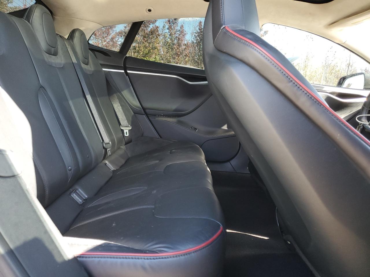 2013 Tesla Model S VIN: 5YJSA1CN6DFP24656 Lot: 86113215