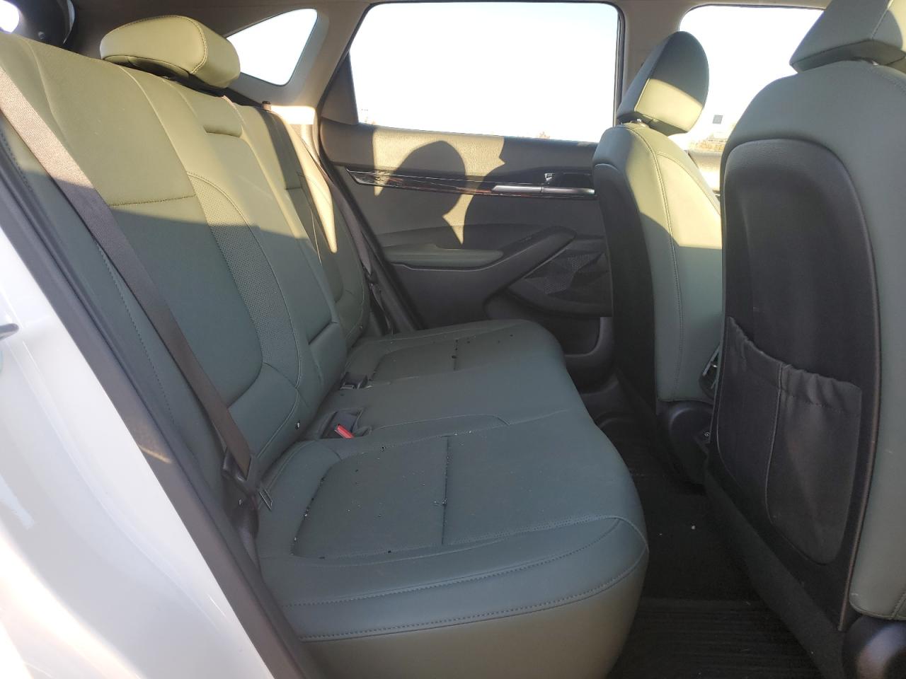 2024 Kia Seltos Sx VIN: KNDETCA77R7475627 Lot: 87268635