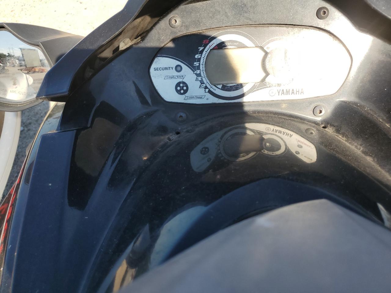 2010 Yamaha Vx Cruiser VIN: YAMA2304D010 Lot: 84301495