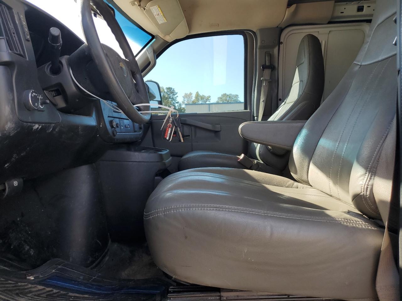 2020 Chevrolet Express G2500 VIN: 1GCWGBFP3L1123201 Lot: 85150525