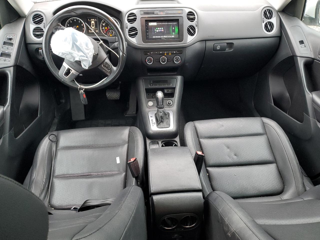 2017 Volkswagen Tiguan Wolfsburg VIN: WVGRV7AX3HW502048 Lot: 89847855