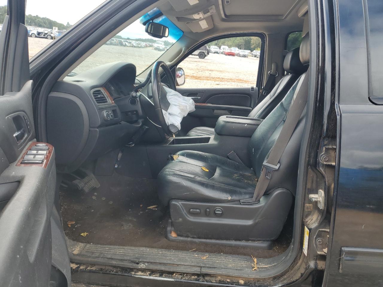 2012 Chevrolet Suburban C1500 Lt VIN: 1GNSCJE01CR179476 Lot: 90390865