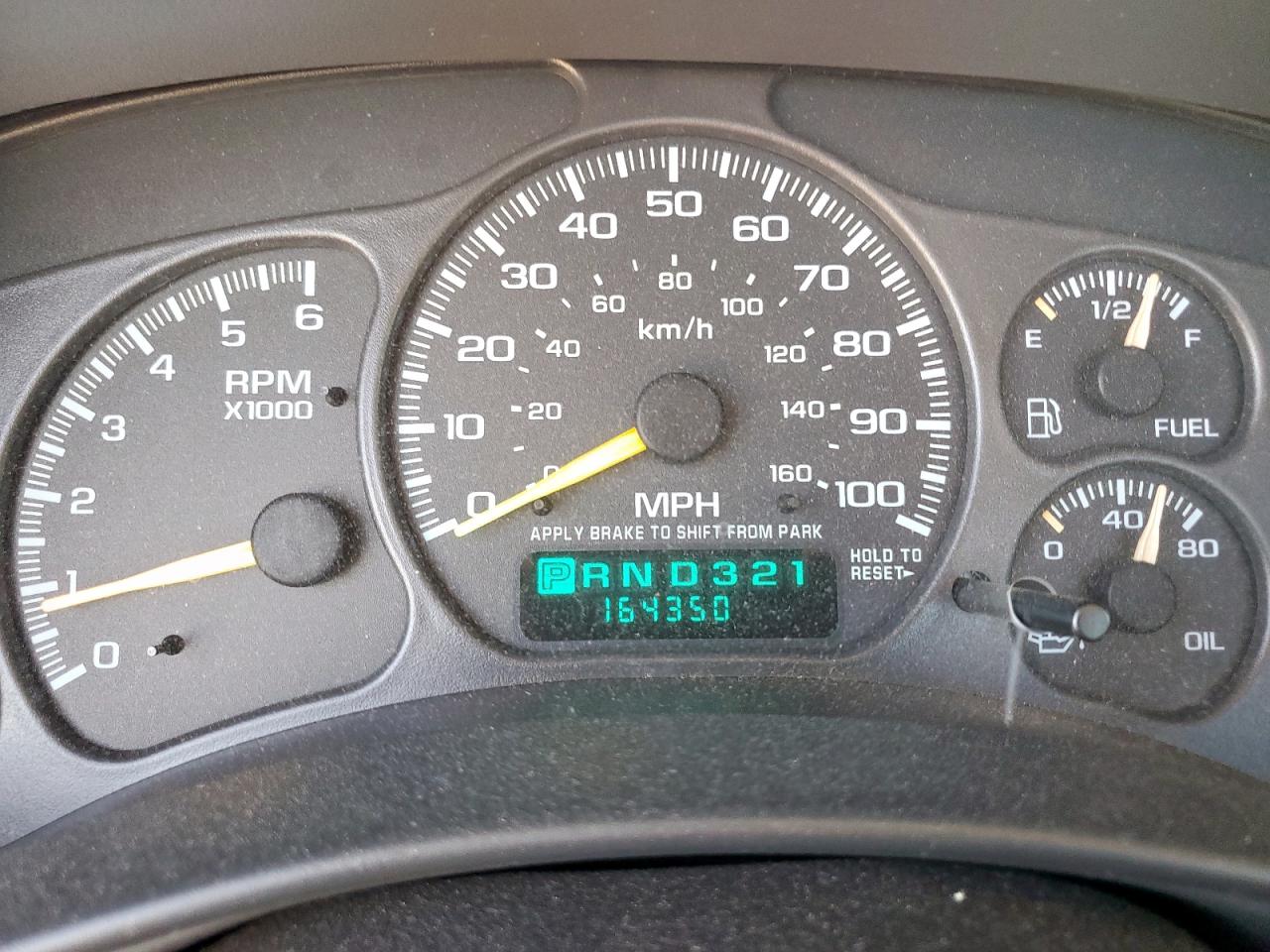 2000 Chevrolet Silverado C1500 VIN: 1GCEC14W7YZ248027 Lot: 86279795