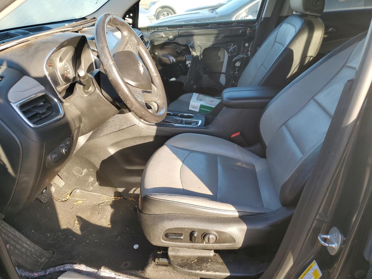 2019 Chevrolet Equinox Premier VIN: 2GNAXXEVXK6275535 Lot: 82184425