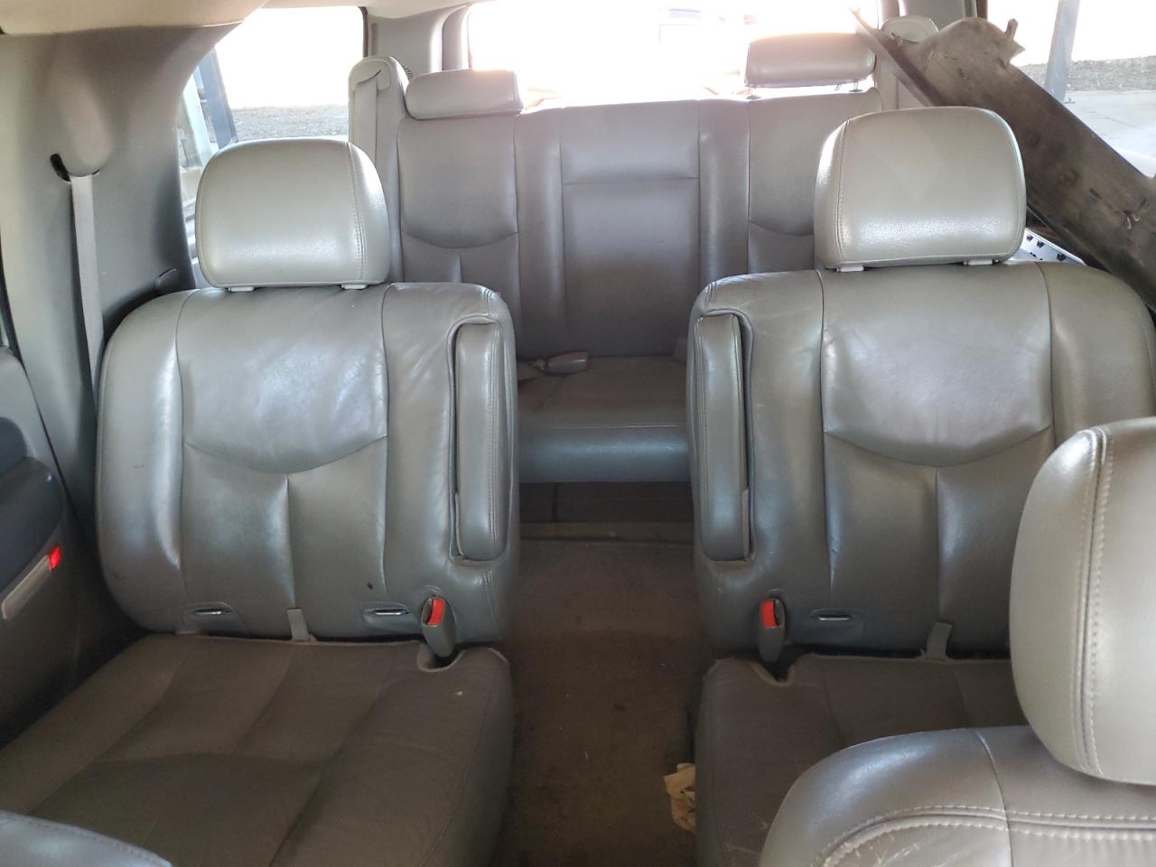 2003 Chevrolet Suburban C1500 VIN: 3GNEC16Z83G290388 Lot: 81971125