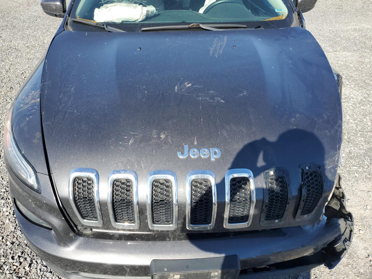 2016 Jeep Cherokee Latitude VIN: 1C4PJMCS2GW129980 Lot: 84653565