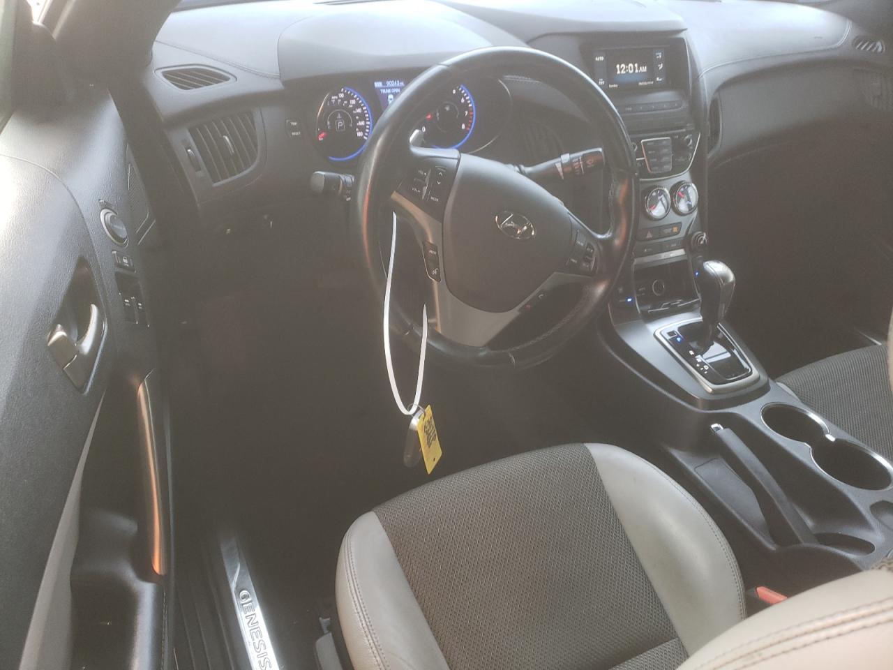 2016 Hyundai Genesis Coupe 3.8L VIN: KMHHT6KJ2GU135076 Lot: 82278225