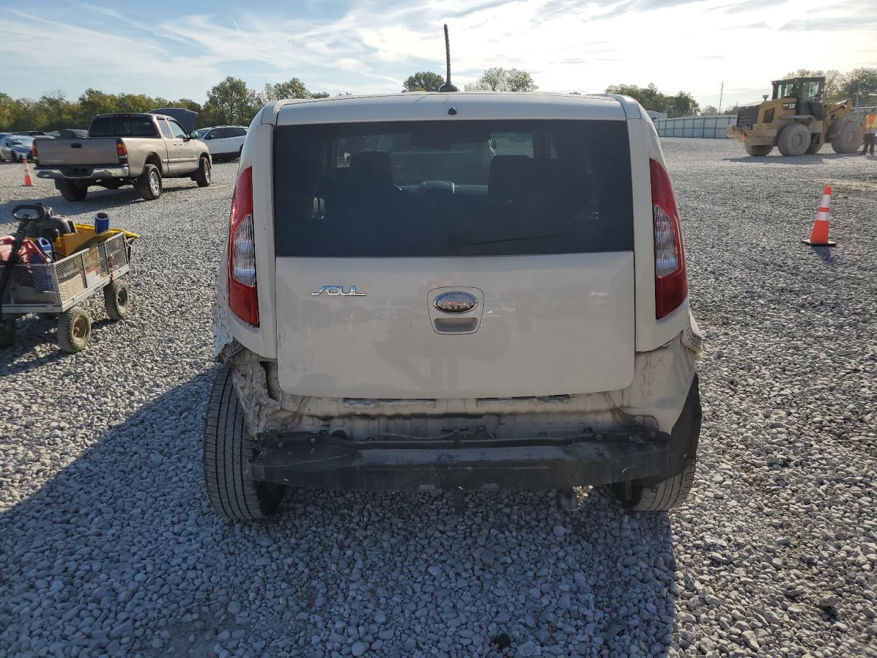 2013 Kia Soul VIN: KNDJT2A5XD7773184 Lot: 82007335