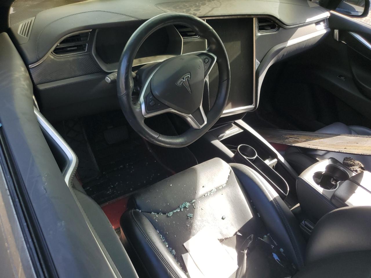 2017 Tesla Model X VIN: 5YJXCAE21HF058122 Lot: 85474495