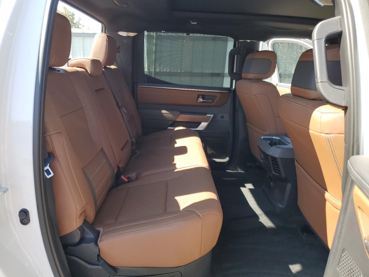 2025 Toyota Tundra Crewmax Platinum VIN: 5TFMC5DB7SX108949 Lot: 81936785