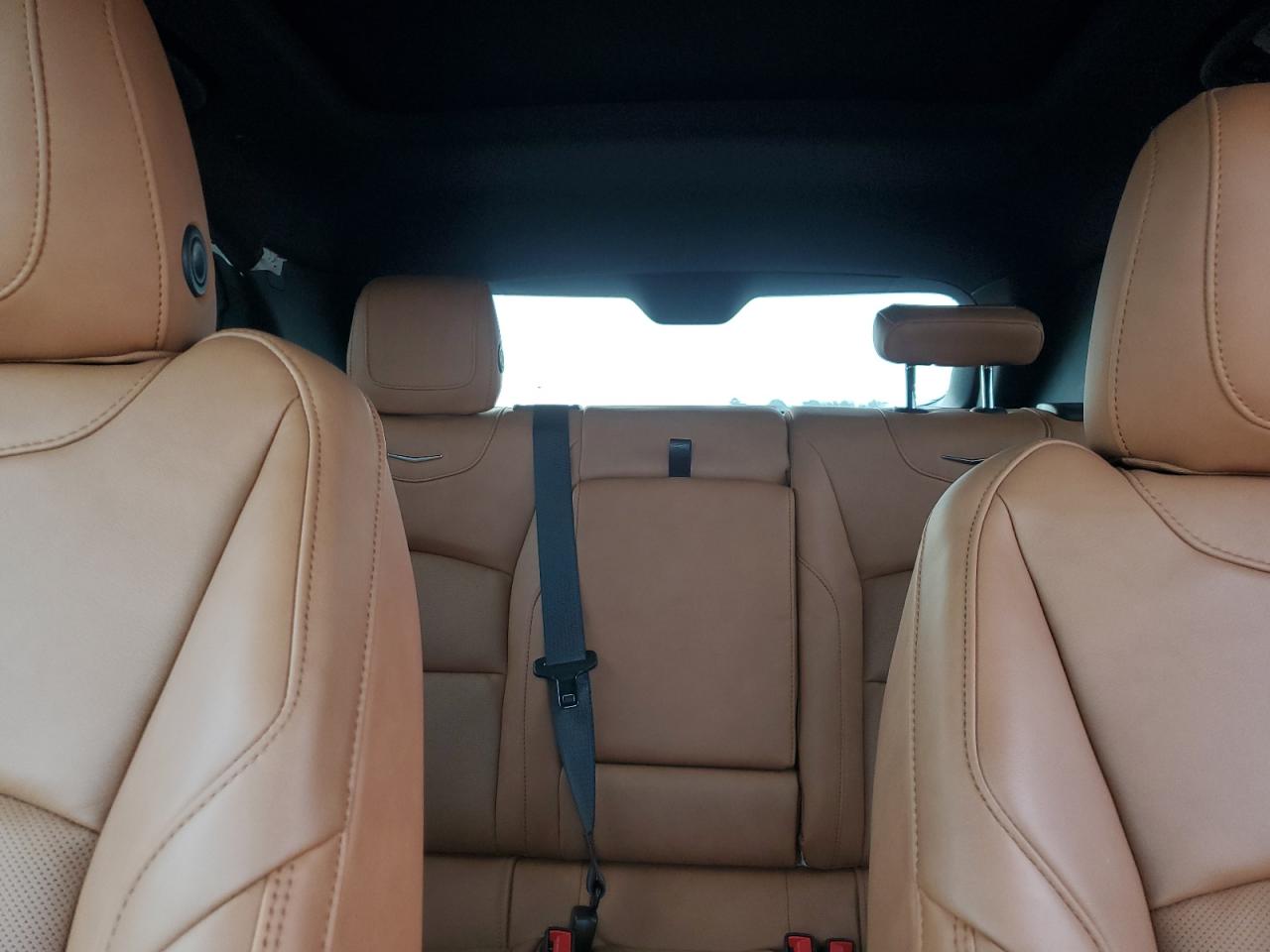 2024 Cadillac Xt4 Premium Luxury VIN: 1GYFZCR47RF187586 Lot: 81956125