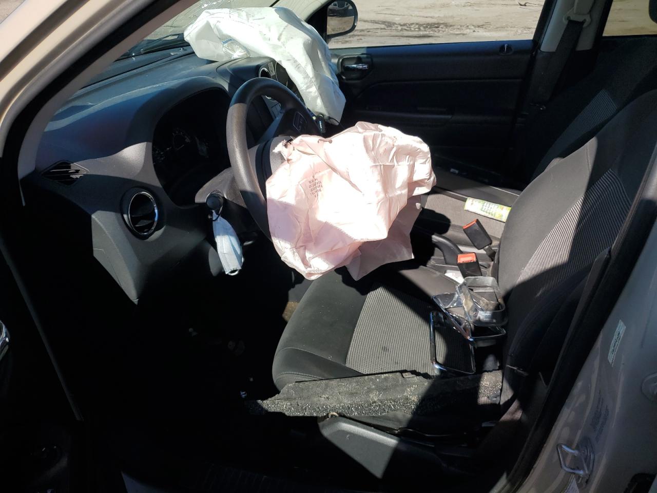 2017 Jeep Compass Sport VIN: 1C4NJDBB2HD143593 Lot: 86180835