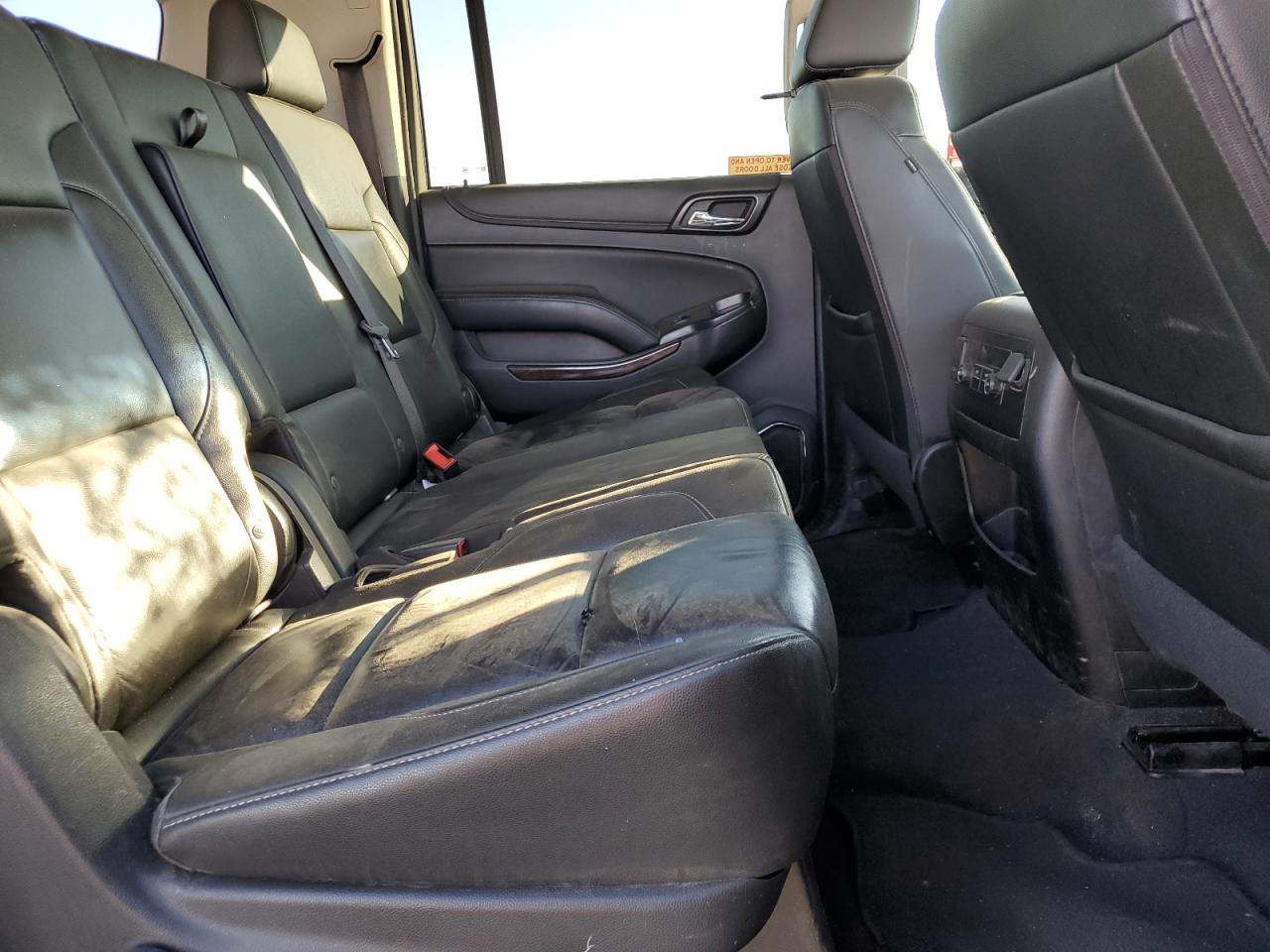 2019 Chevrolet Suburban K1500 Lt VIN: 1GNSKHKC1KR408201 Lot: 84291385