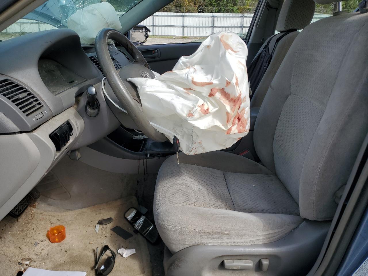 2003 Toyota Camry Le VIN: 4T1BE32K43U777574 Lot: 84628155