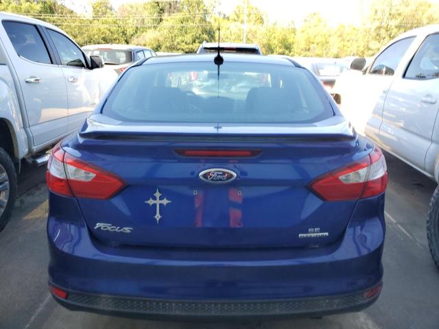 Sedans FORD FOCUS 2012 Granatowy