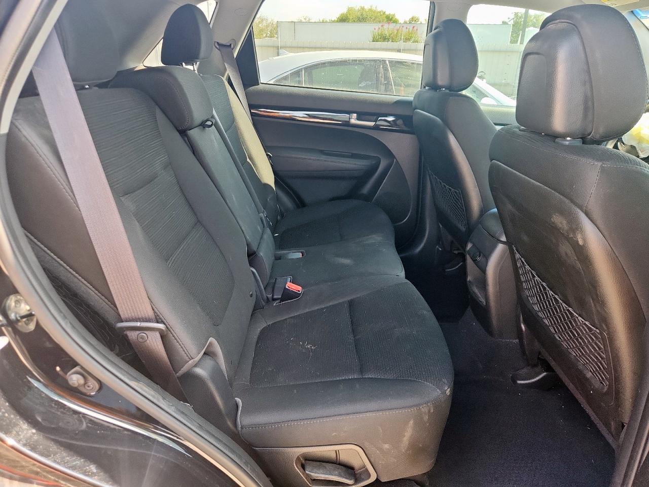 2015 Kia Sorento Lx VIN: 5XYKT3A6XFG643740 Lot: 82007575