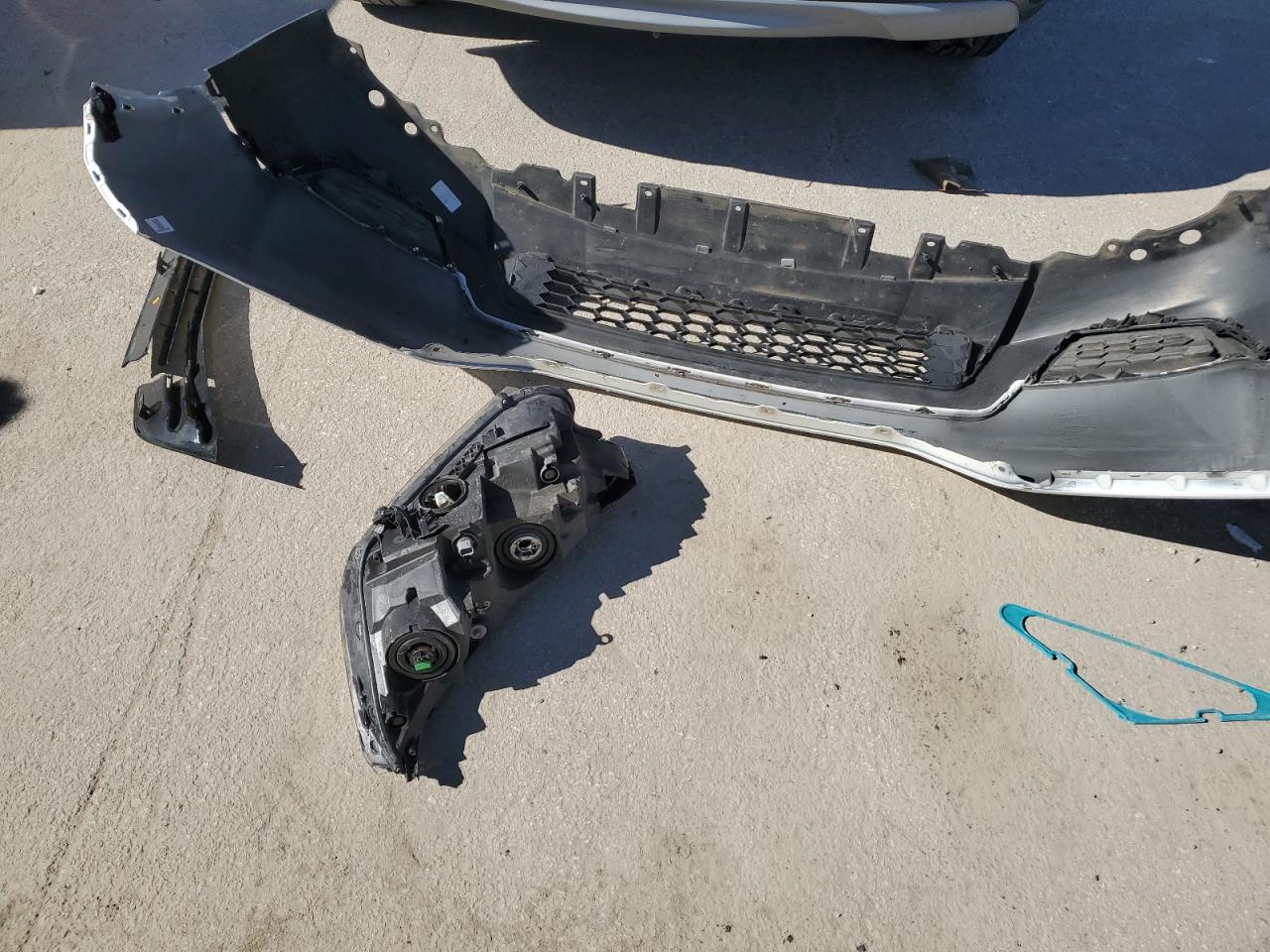 2019 Honda Cr-V Lx VIN: 2HKRW6H35KH214396 Lot: 87369735