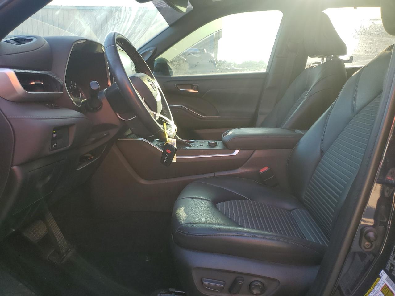 2022 Toyota Highlander Xse VIN: 5TDJZRBH7NS180891 Lot: 83933305