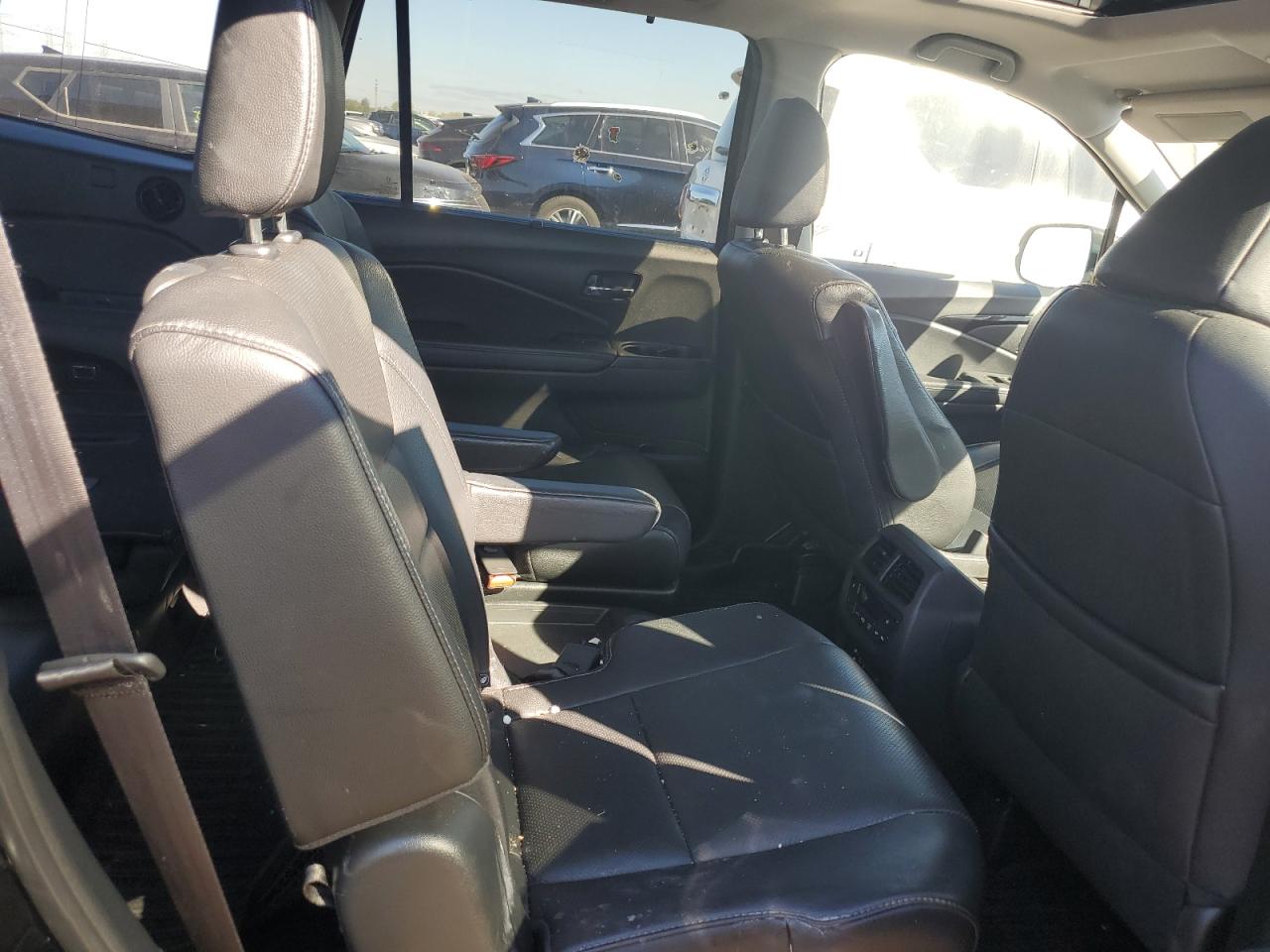 2017 Honda Pilot Elite VIN: 5FNYF6H04HB068338 Lot: 85714485