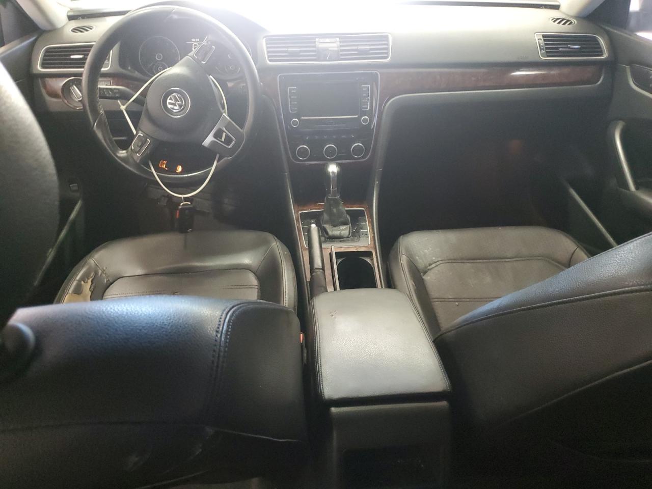 2012 Volkswagen Passat Sel VIN: 1VWCP7A36CC015970 Lot: 82256645