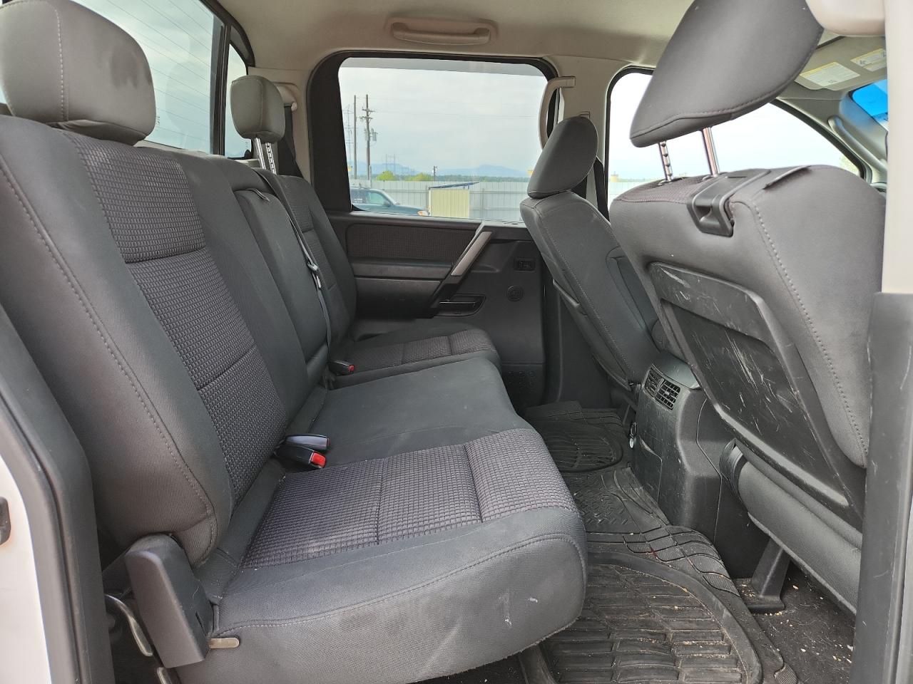 2011 Nissan Titan S VIN: 1N6BA0EC9BN303452 Lot: 82271025