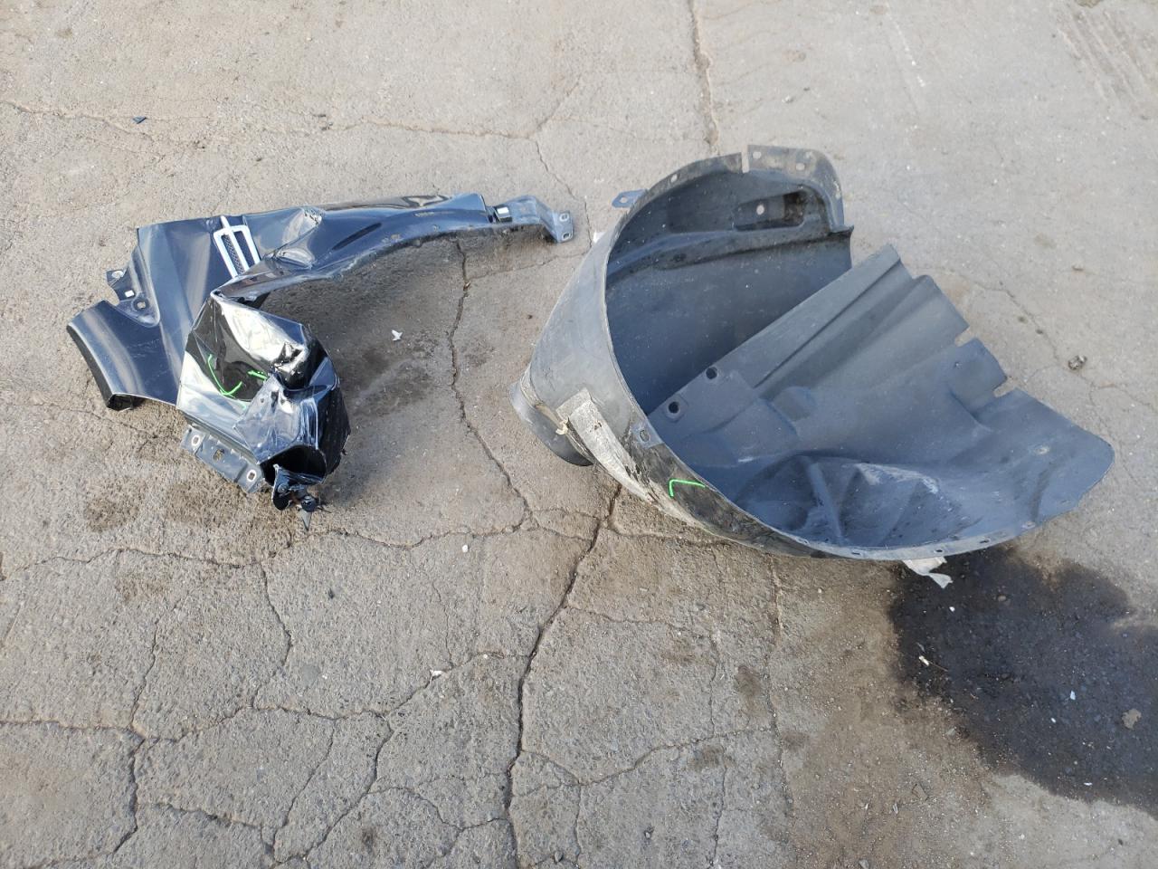 2014 Ford Escape Se VIN: 1FMCU9GX6EUD52424 Lot: 85128415