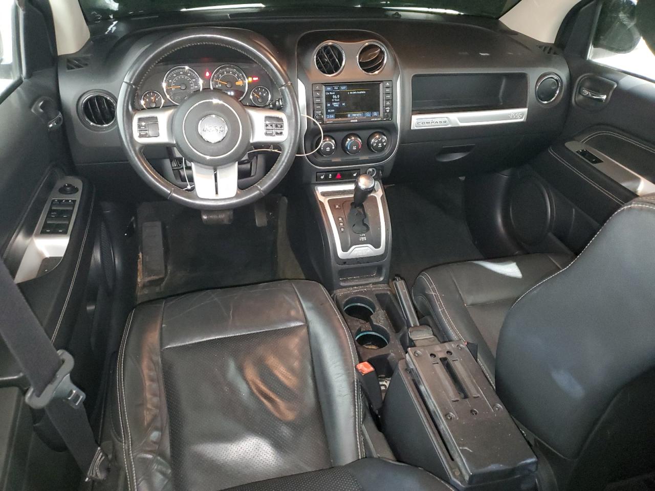 2017 Jeep Compass Latitude VIN: 1C4NJDEB6HD163650 Lot: 90420845