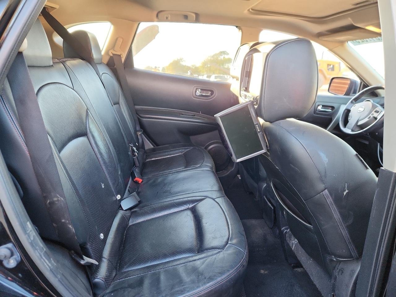 2011 Nissan Rogue S VIN: JN8AS5MTXBW563724 Lot: 82617325