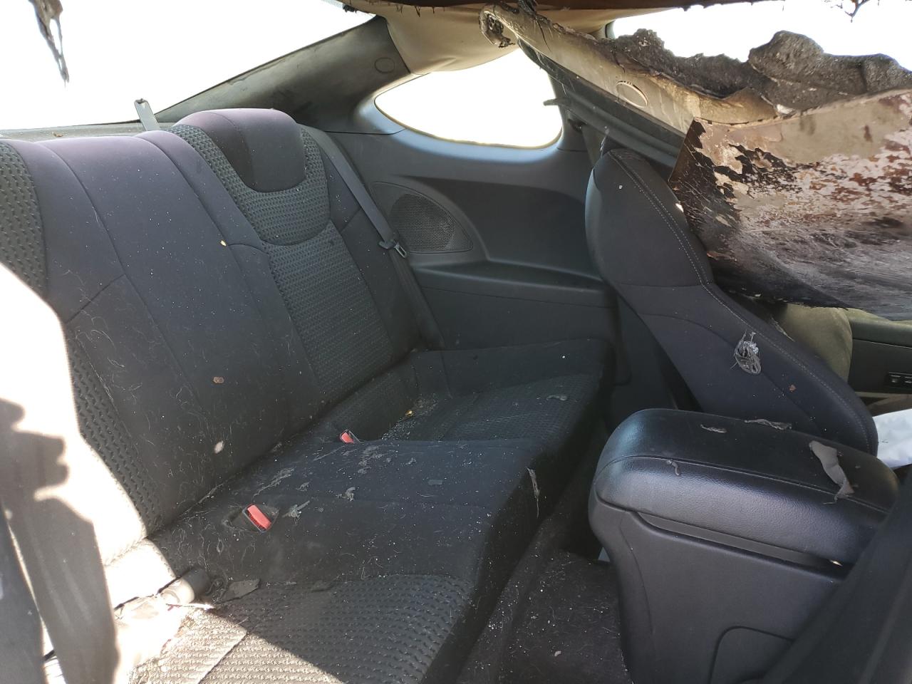 2010 Hyundai Genesis Coupe 2.0T VIN: KMHHT6KD1AU040588 Lot: 86854365