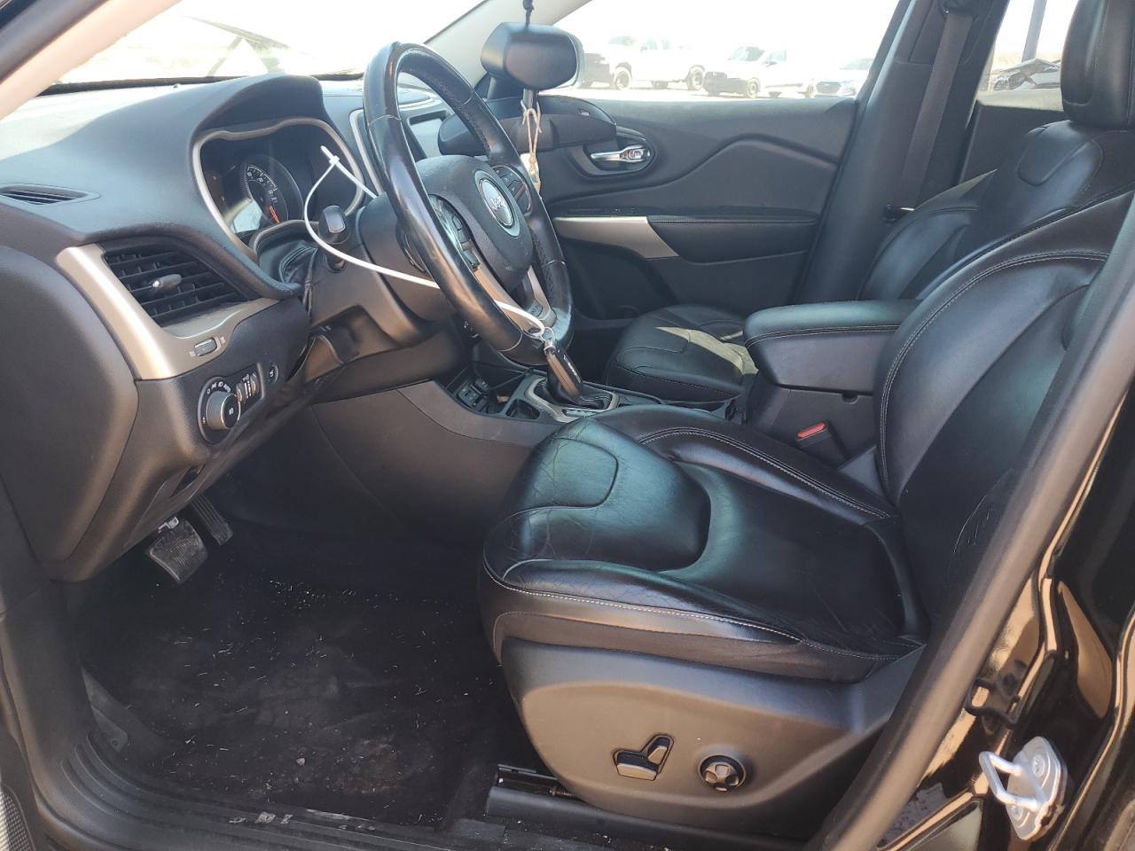 2018 Jeep Cherokee Limited VIN: 1C4PJLDB3JD560839 Lot: 86552625