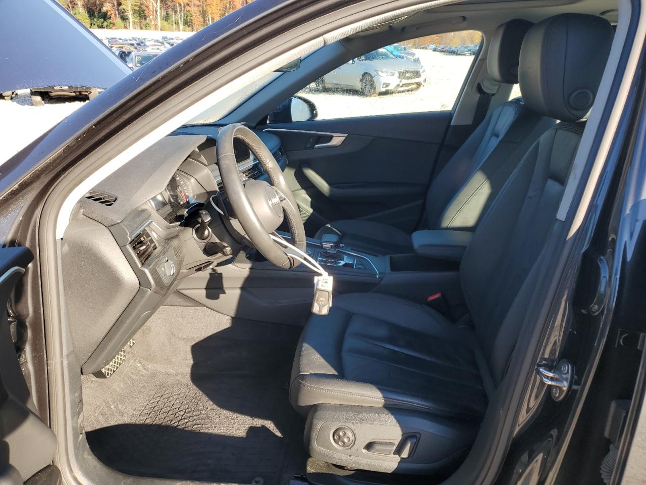 2019 Audi A4 Premium VIN: WAUDNAF43KA031269 Lot: 90113805