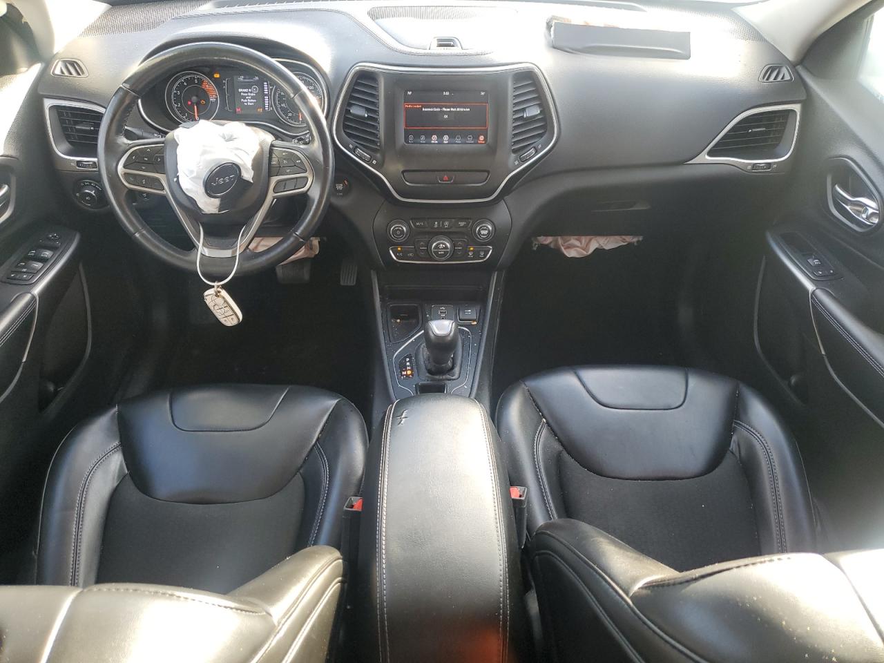 2019 Jeep Cherokee Latitude Plus VIN: 1C4PJLLN5KD196081 Lot: 85414675