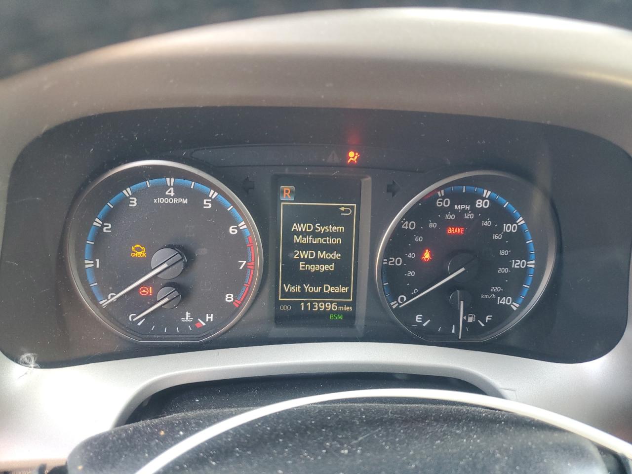 2017 Toyota Rav4 Xle VIN: 2T3RFREV2HW685950 Lot: 82368965