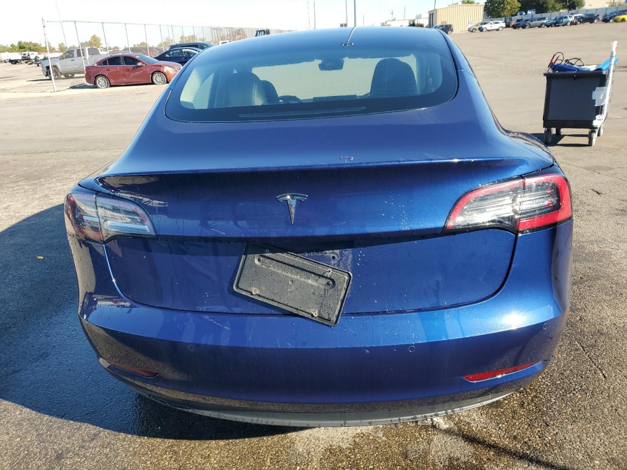 2022 Tesla Model 3 VIN: 5YJ3E1EA5NF371010 Lot: 85937675