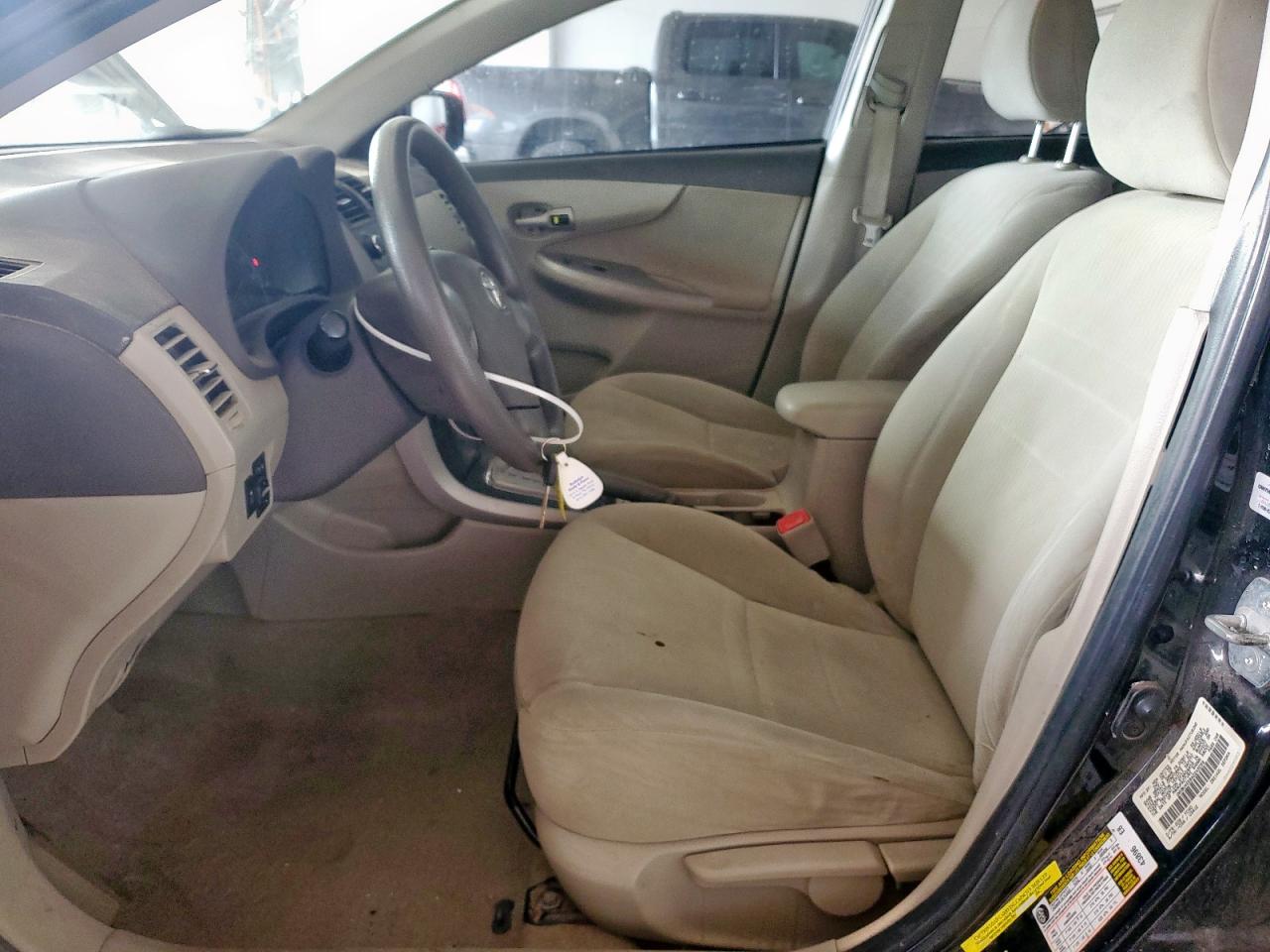 2010 Toyota Corolla Base VIN: 1NXBU4EE8AZ245059 Lot: 81962385