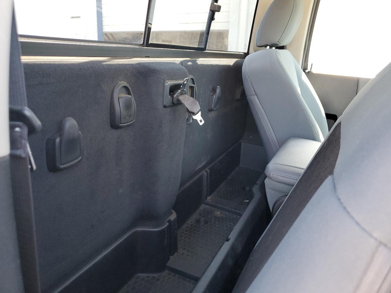 2016 Ram 1500 St VIN: 3C6JR6DT3GG255739 Lot: 85762655