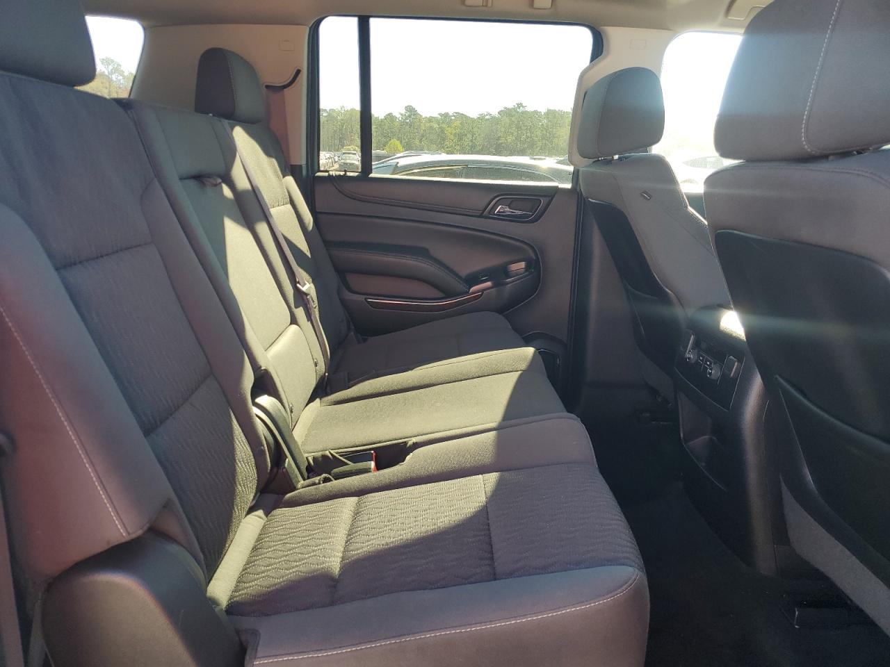 2015 GMC Yukon Xl C1500 Sle VIN: 1GKS1GKC9FR280175 Lot: 87066285