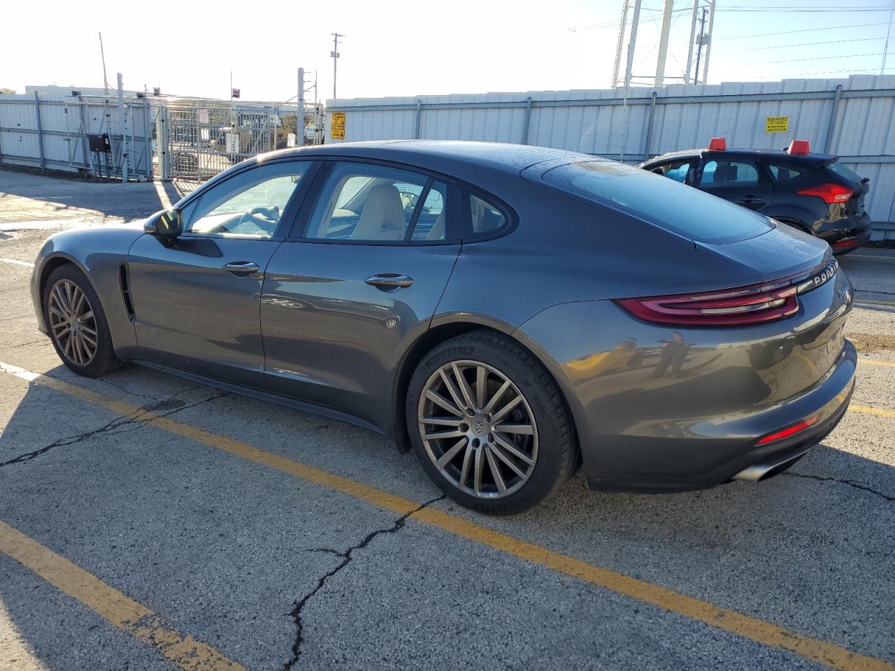 2017 Porsche Panamera 2 grey sedan gas WP0AA2A72HL102113 photo #3