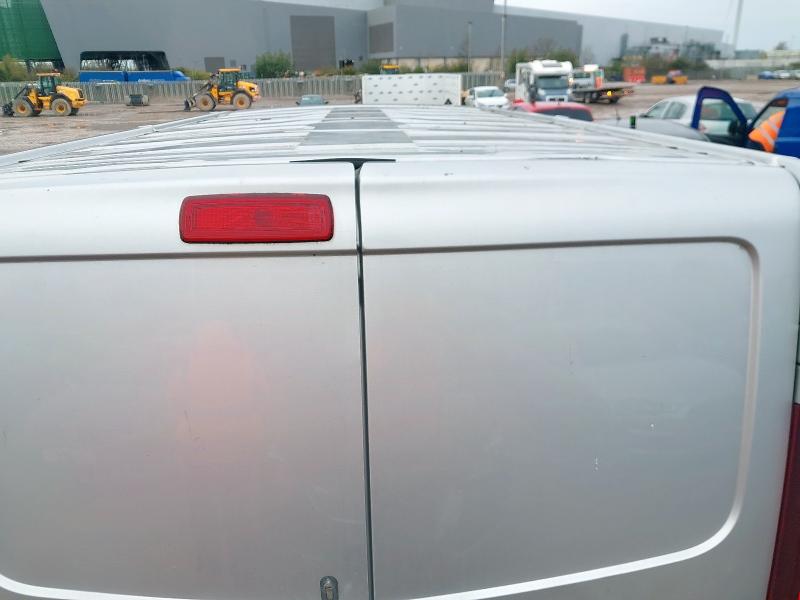 2017 RENAULT TRAFIC LL29 ENERGY DCI 125 SPORT NAV VAN