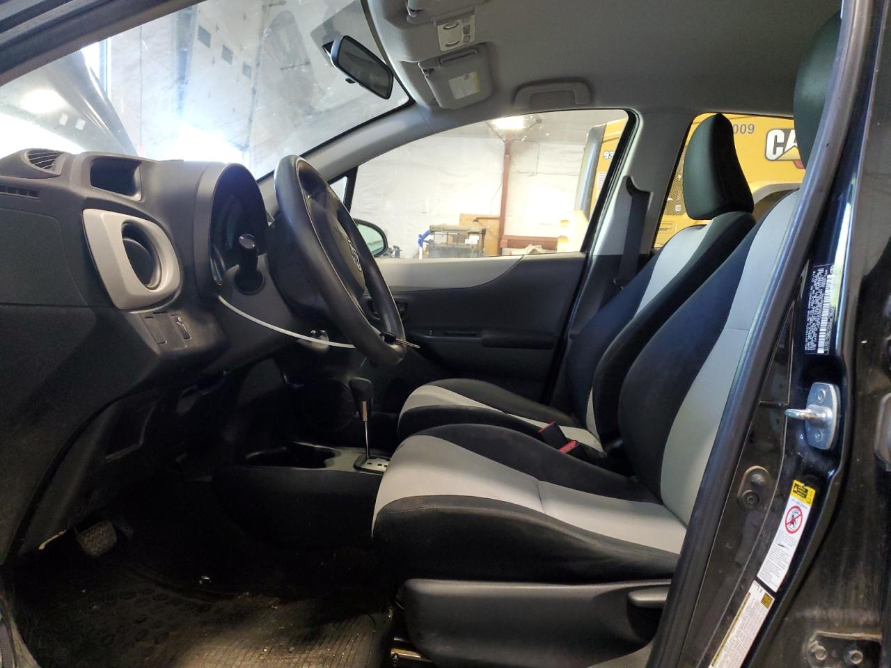 2013 Toyota Yaris VIN: JTDKTUD32DD558796 Lot: 81390165