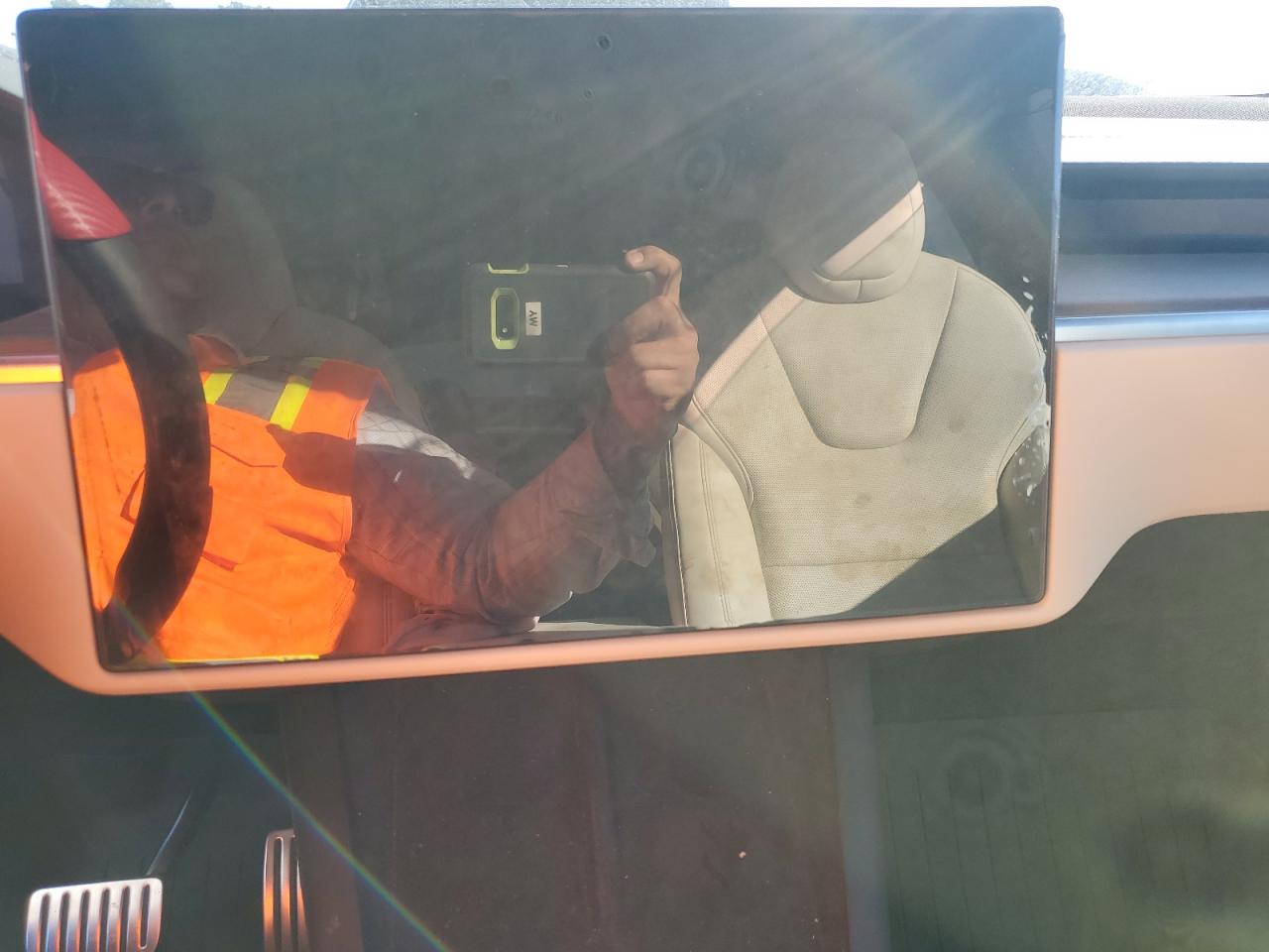 2024 Tesla Model X VIN: 7SAXCBE59RF455971 Lot: 85008975