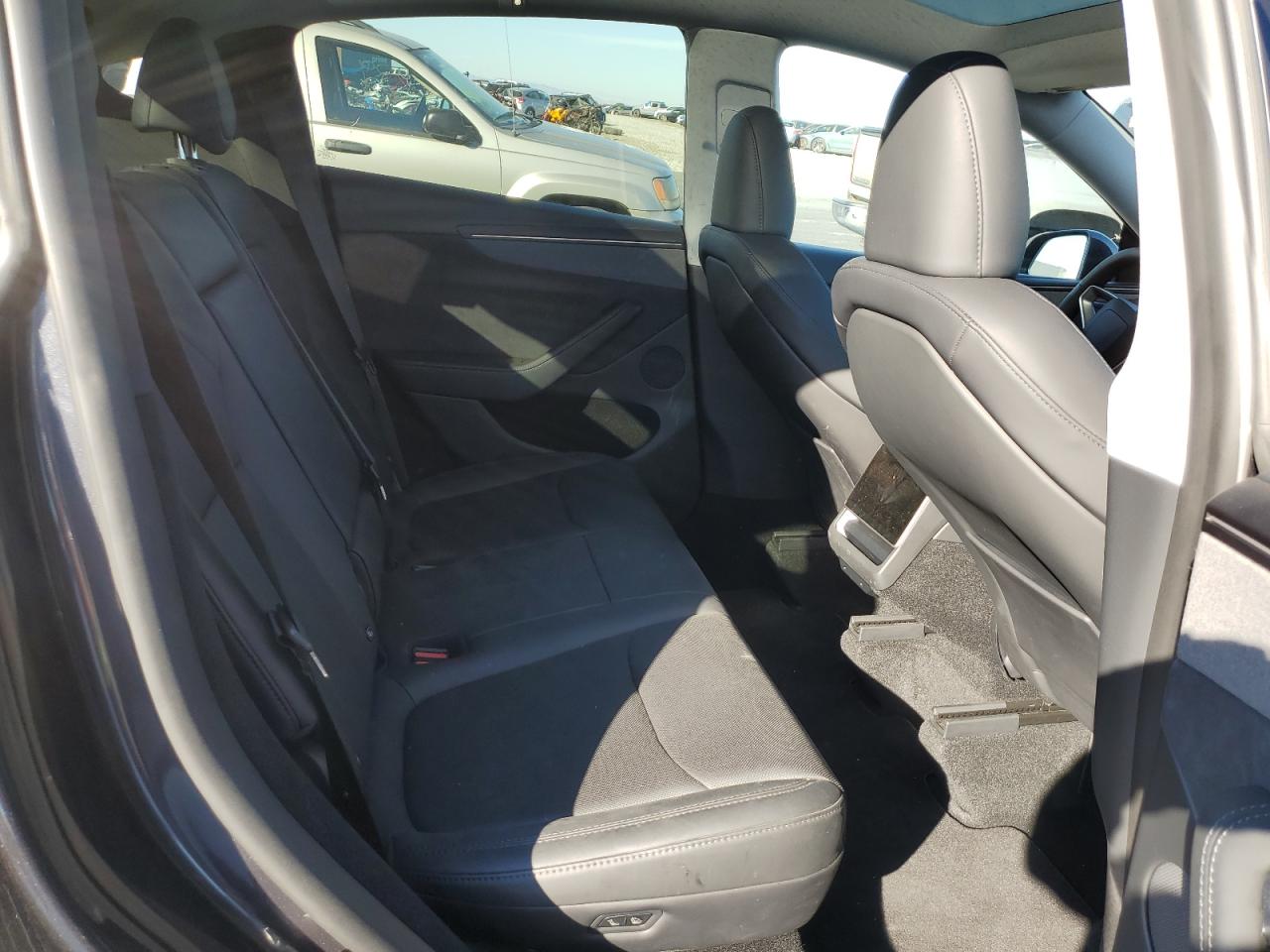 2026 Tesla Model Y VIN: 7SAYGDEE3TF339080 Lot: 90316665