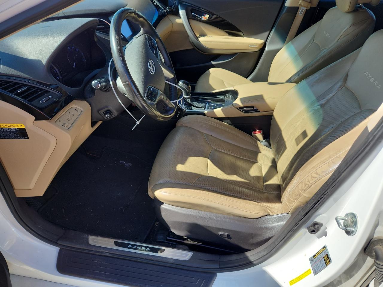 2015 Hyundai Azera VIN: KMHFG4JG5FA439279 Lot: 90951565