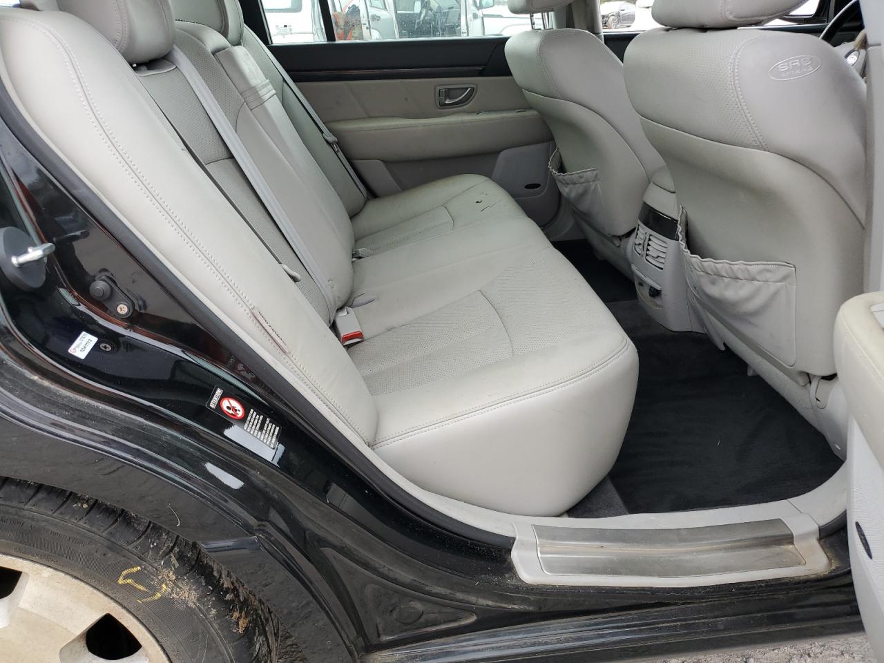 2008 Kia Amanti VIN: KNALD125085166210 Lot: 82276545